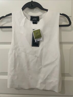 Just Polly: White Sleeveless Round-Neck Shirt
